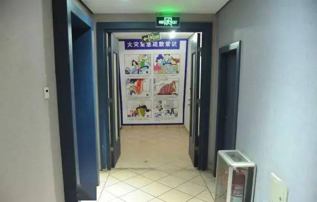 地铁逃生在哪儿下载_地铁逃生下载教学视频_地逃生地铁逃生下载