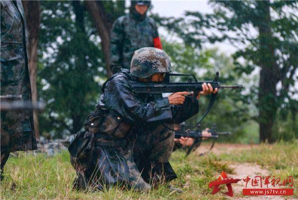 射击生存游戏手机联机_射击类联机手游_射击联机生存手机游戏大全