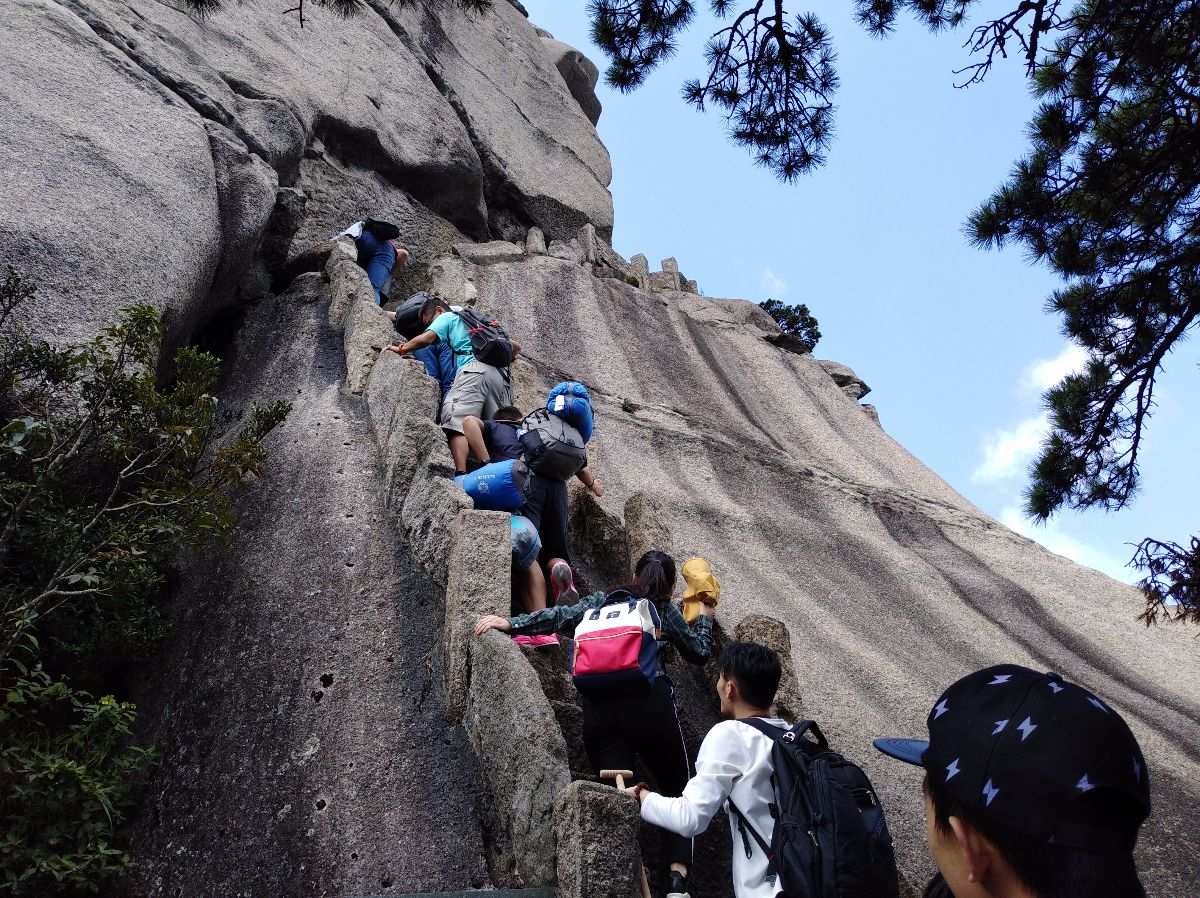 手机版黄山游戏_黄山软件免费下载_一部手机游黄山