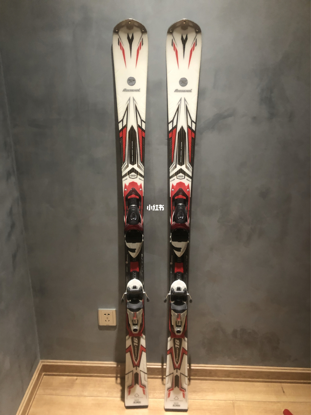 手机滑雪小游戏单机_滑雪的单机游戏_滑雪游戏安卓