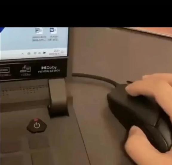 直播平台手机游戏用什么软件_直播手机游戏的平台_游戏直播平台用什么手机