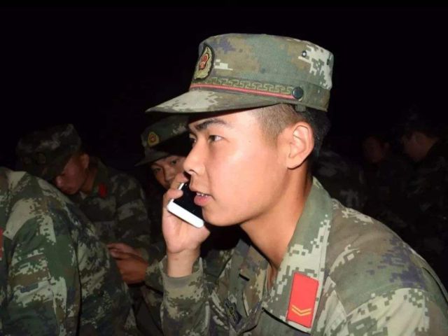 入伍后手机能下游戏吗吗_当兵可以玩游戏_当兵可以玩手游吗