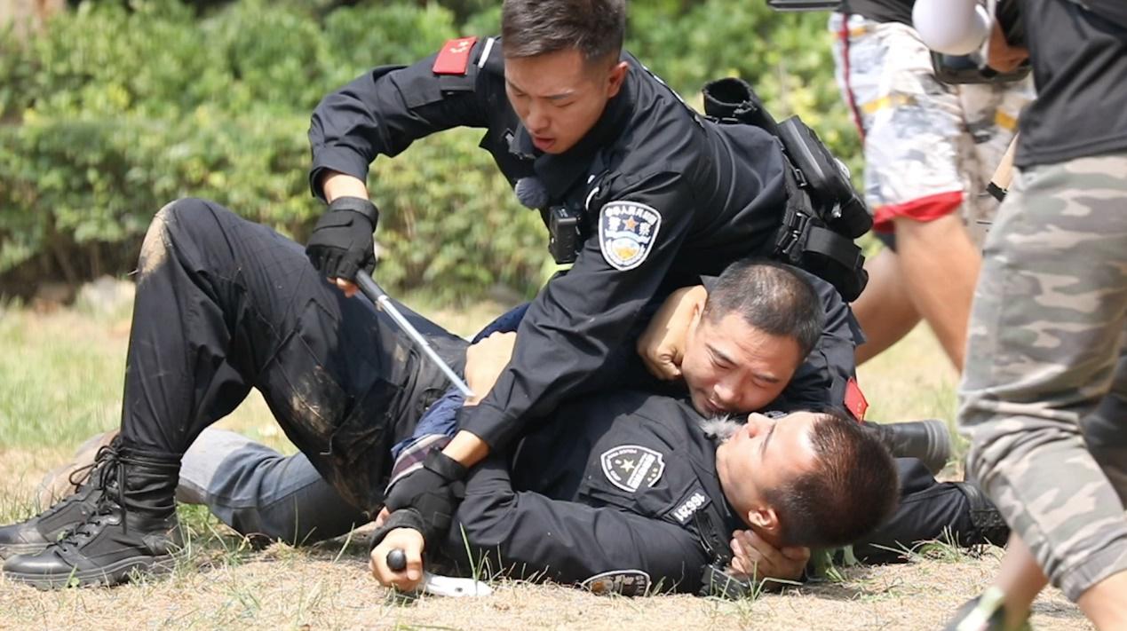 好玩的警匪游戏手机版_警匪游戏叫什么_手机警匪游戏