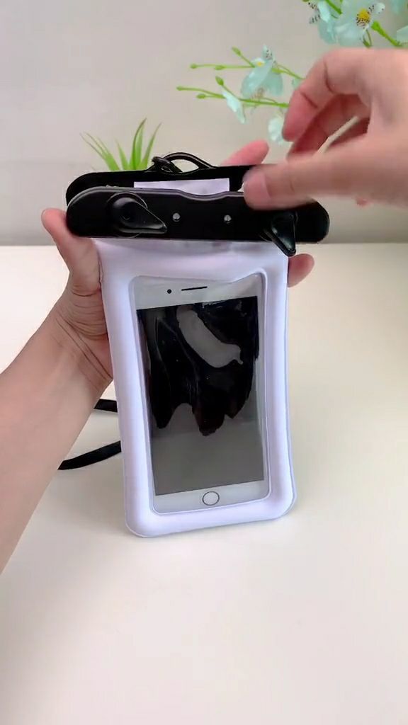 手机进水了视频不清楚怎么办_手机进水视频模糊怎么办_手机进水游戏视频