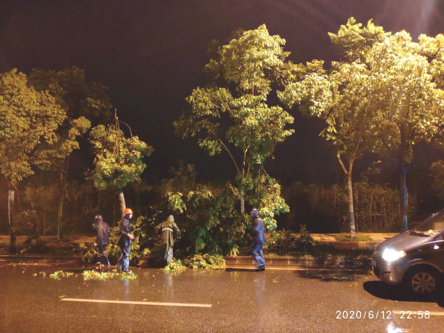 暴雨版手机游戏推荐_暴雨游戏软件_手机版游戏暴雨