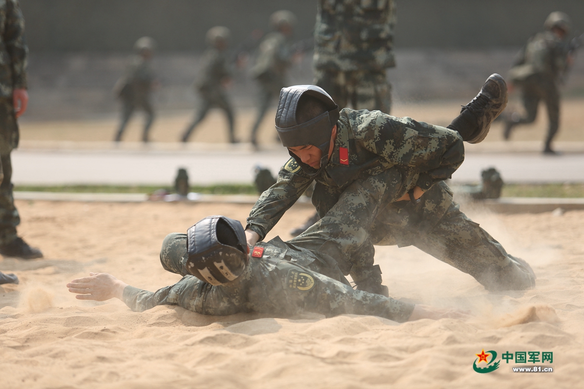 武警版手机游戏推荐_武警版手机游戏大全_手机版武警游戏