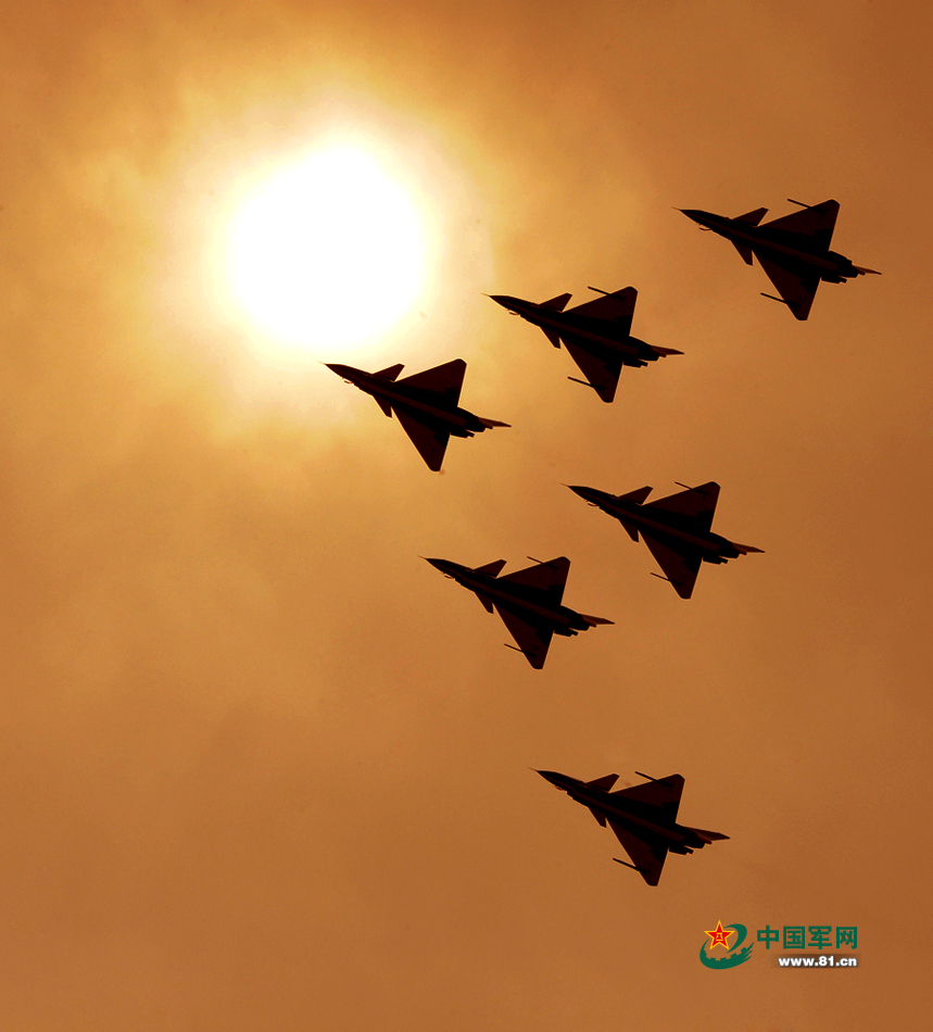 长空王一博_长空之王_长空王免费