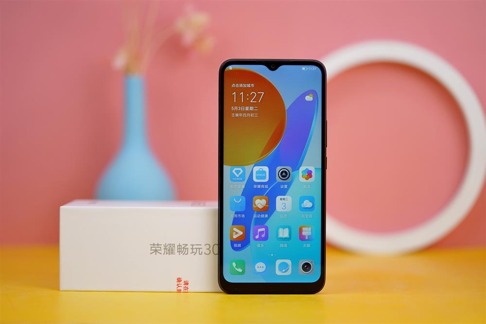 华为荣耀手机玩游戏怎么样_荣耀畅玩手机玩游戏如何_荣耀畅玩玩游戏怎么样