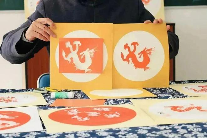 剪纸风格手机游戏怎么玩_好玩的剪纸游戏_手机剪纸风格游戏