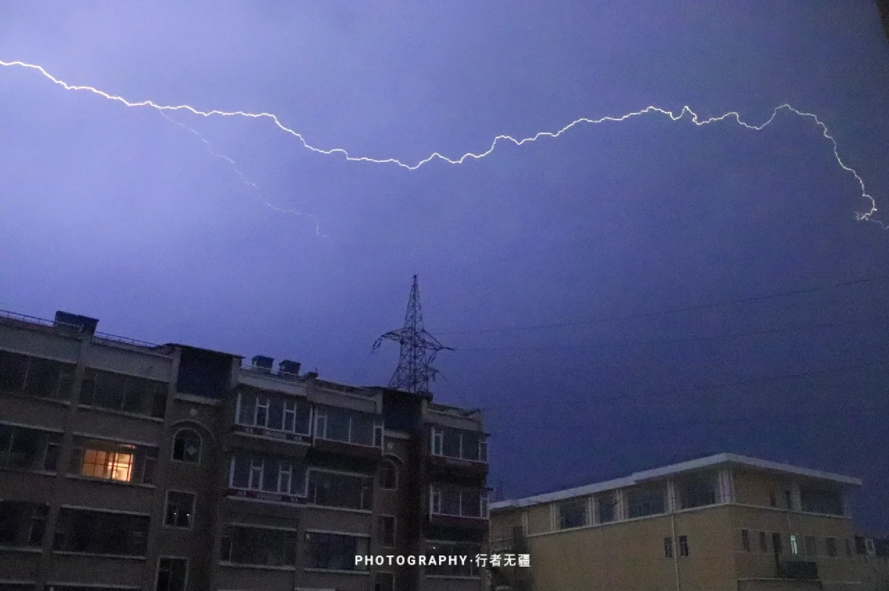 暴雨手游下载_手机暴雨游戏_暴雨游戏软件